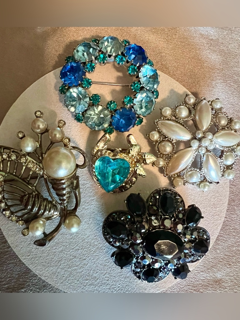 5 Piece Vintage Brooch Set
